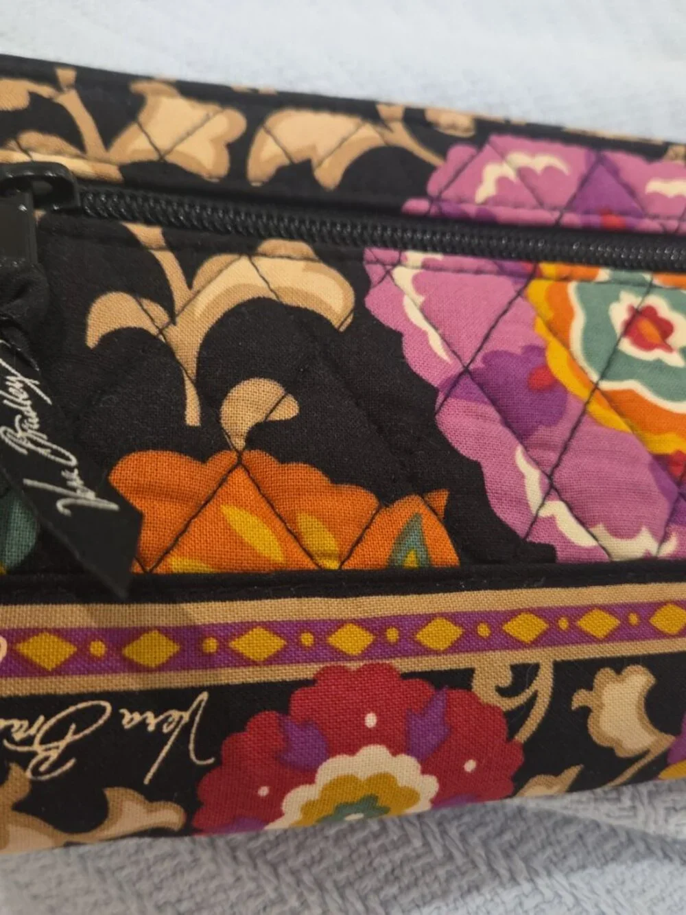 Vera Bradley Suzani Turn Lock Wallet Retired Quilted Zip Around Organizer EUC